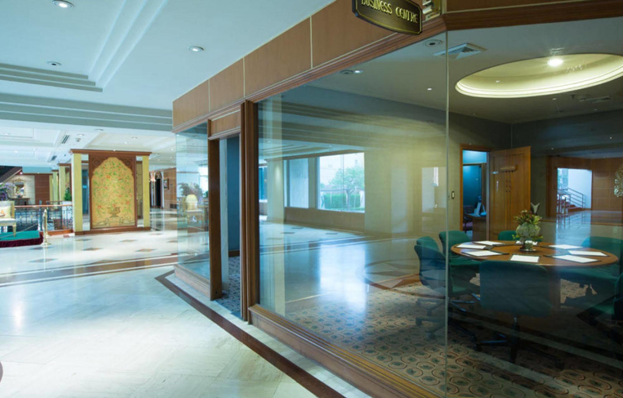 The Emerald 5* Bangkok