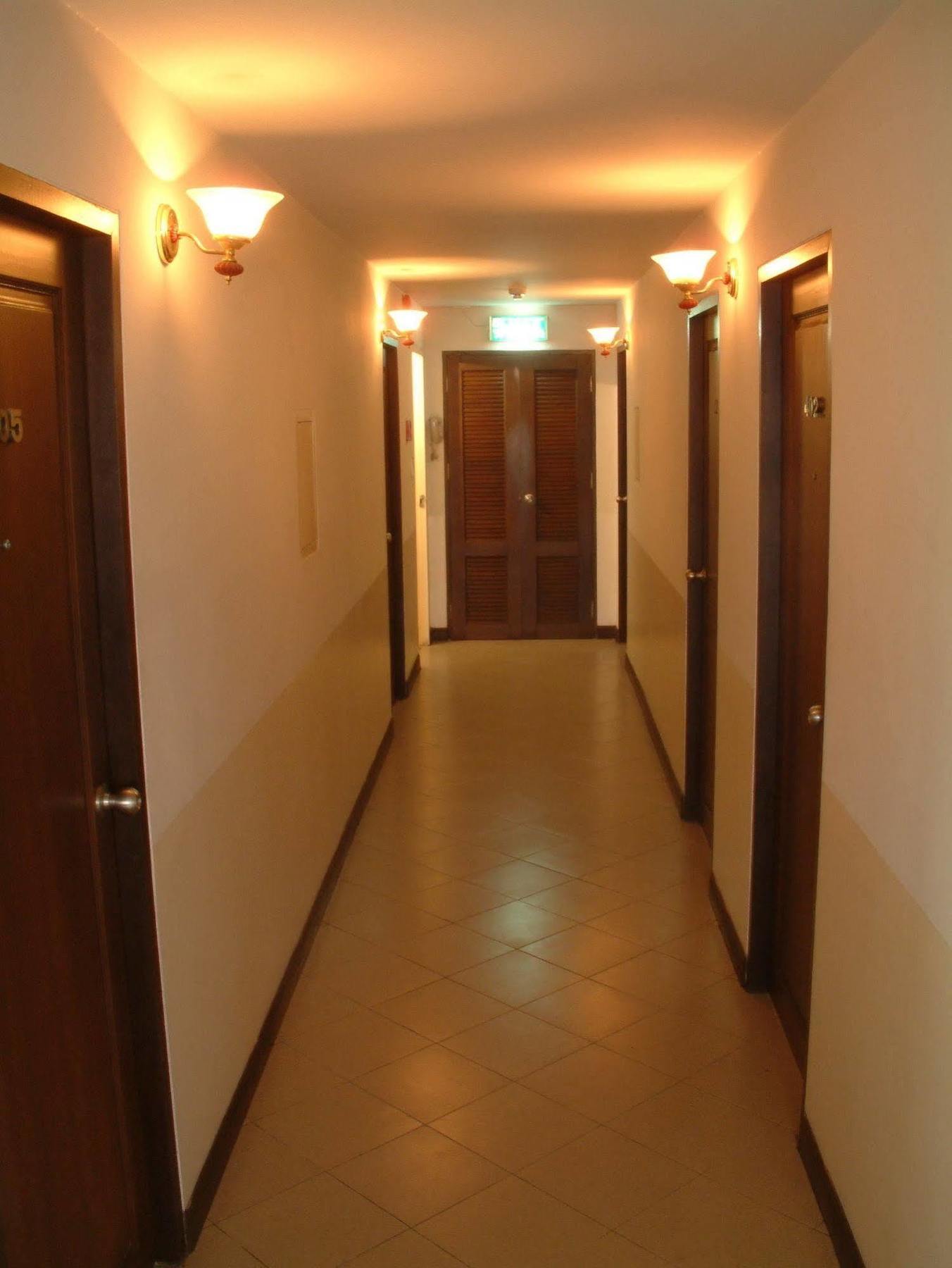 Hotel For