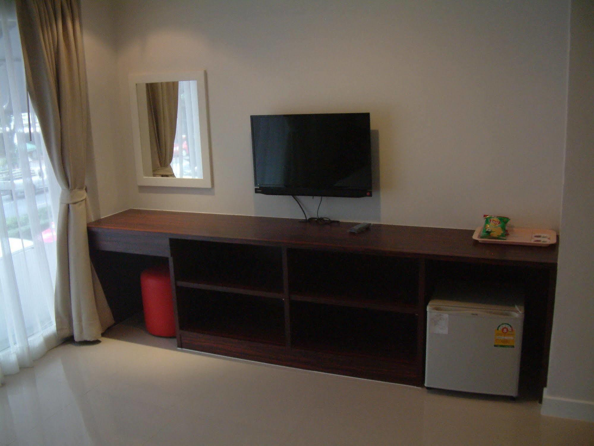 For 2* Bangkok