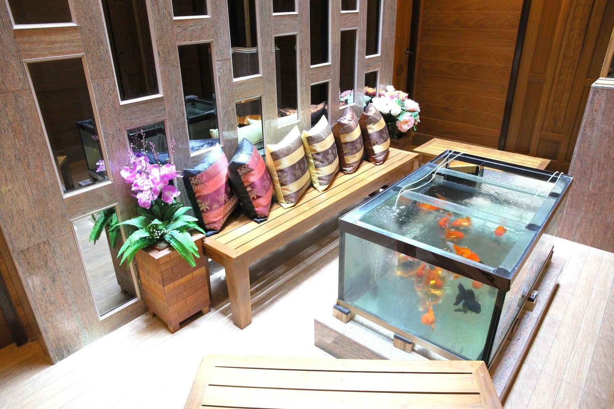 Tanee Place Inn 3*