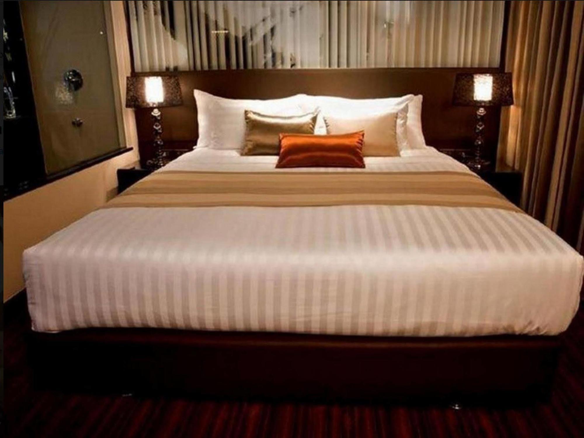 M2 De Hotel
