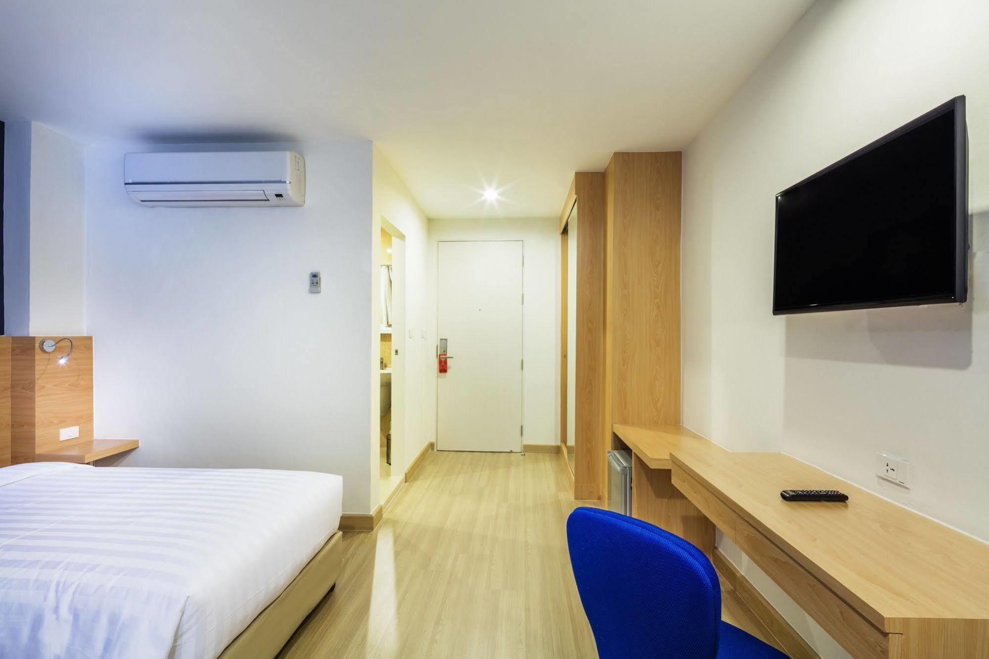 Hotel Solo Express Sukhumvit 81