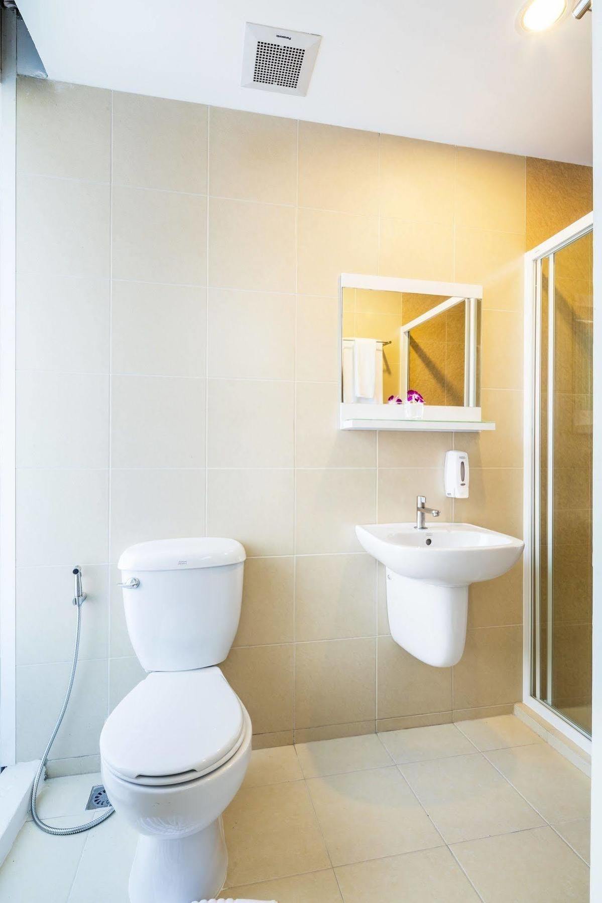 Solo Express Sukhumvit 81 3*