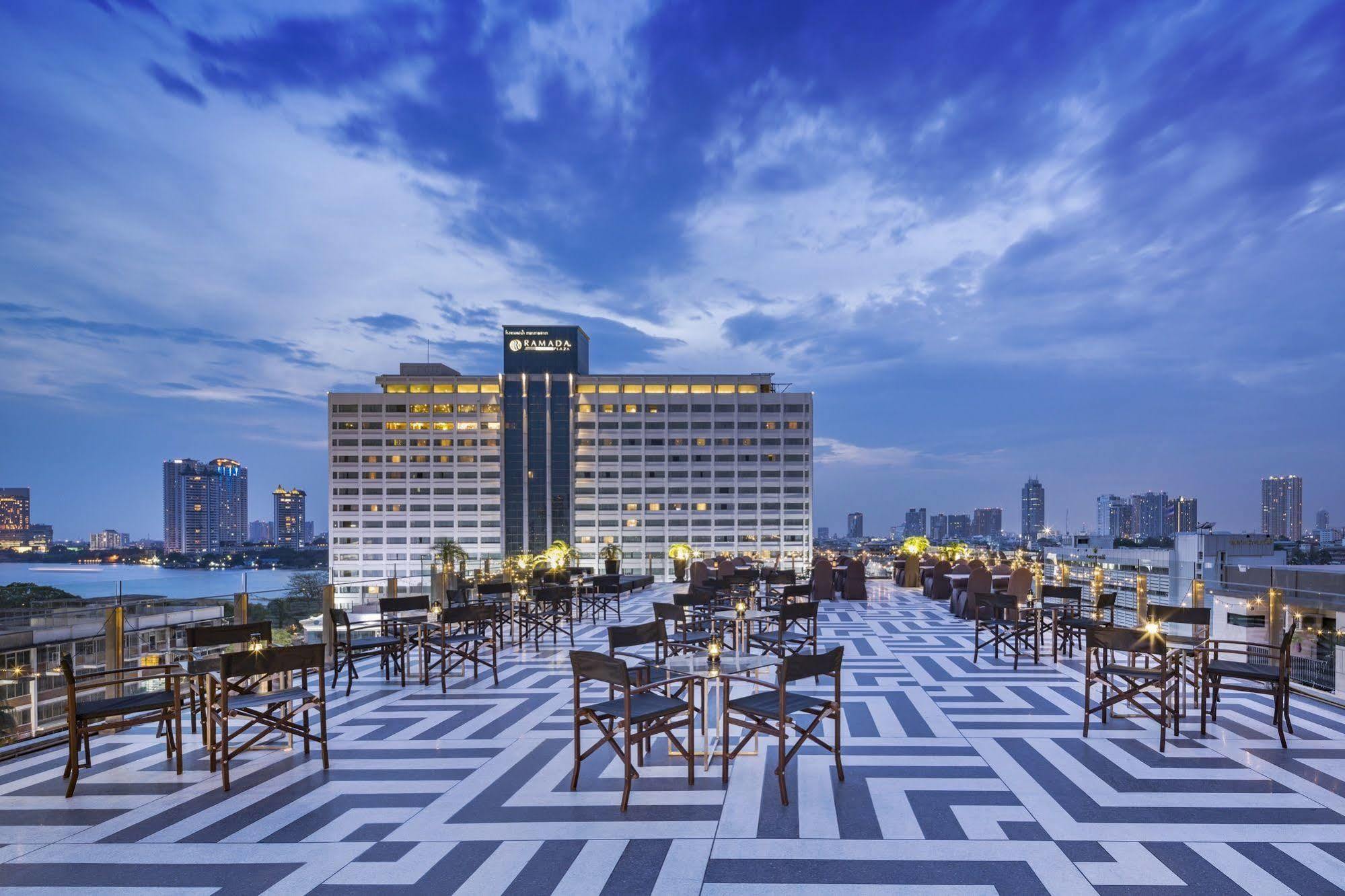 Once Hotel Bangkok