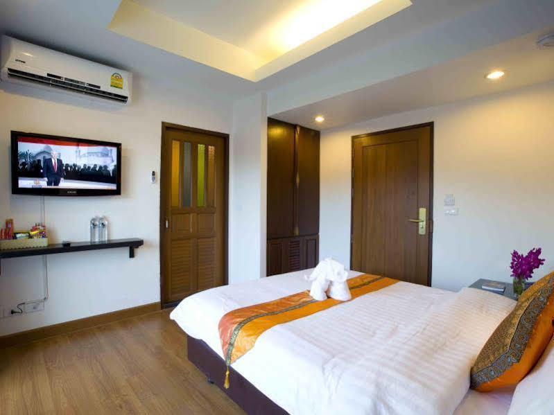 Korbua House Hotel 3*
