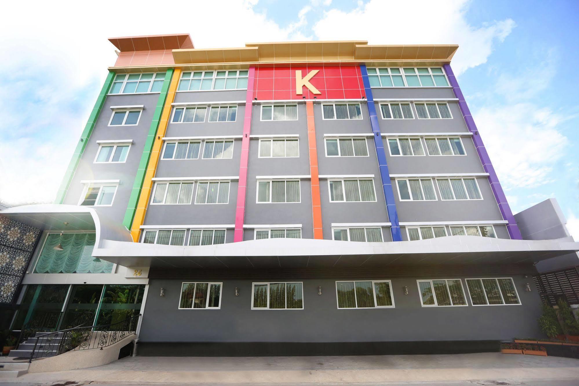 Roomquest Suvarnabhumi Airport Romklao Soi 6 Hotel Bangkok