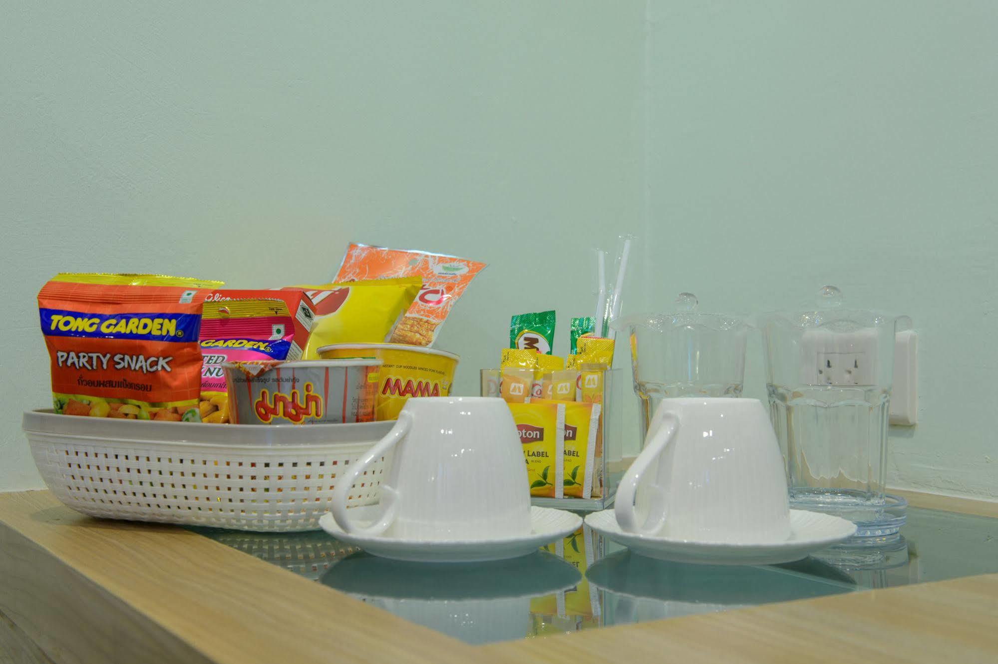 Roomquest Suvarnabhumi Airport Romklao Soi 6 3*
