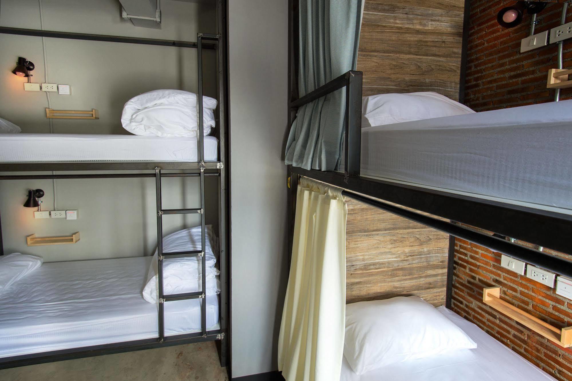 Hostel Happy Monkey