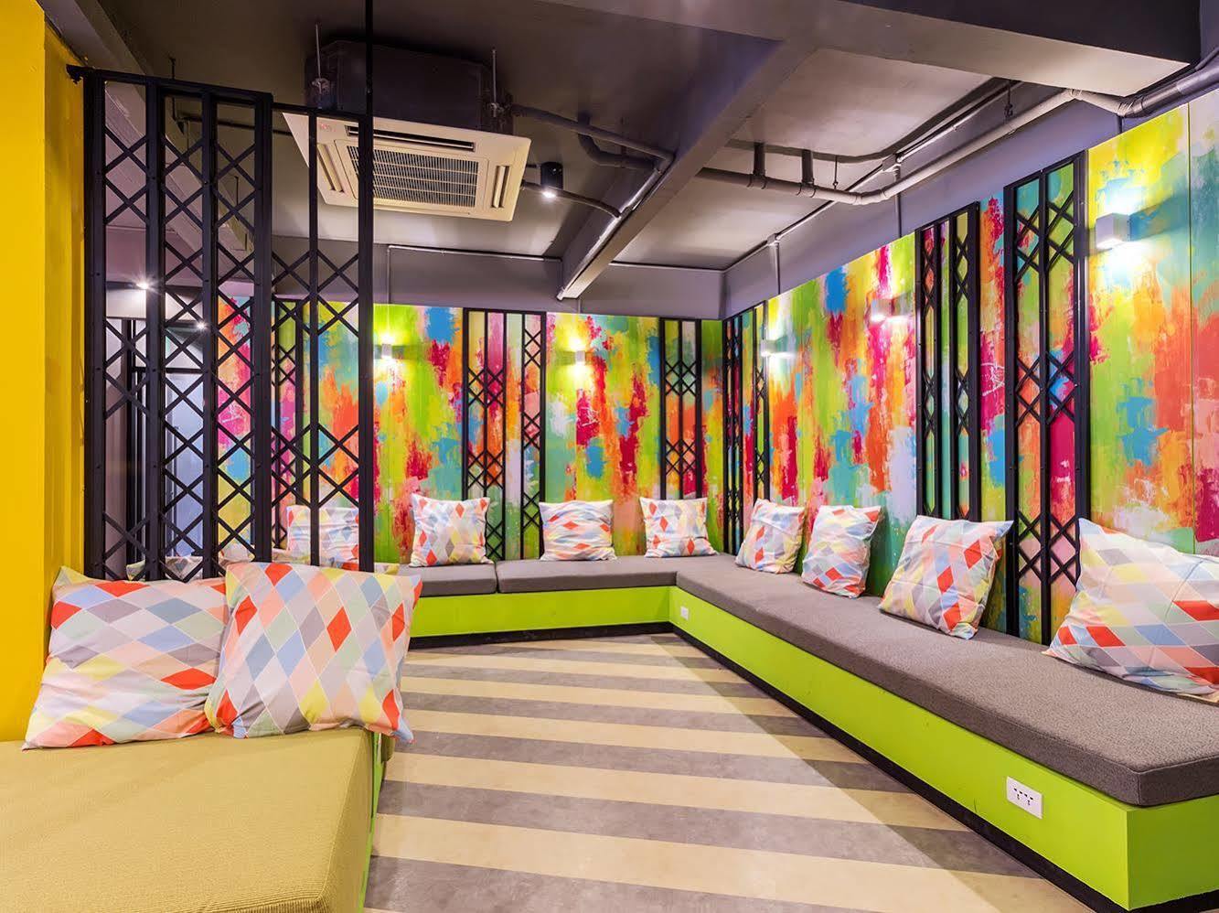 Hostel Isanook Female *