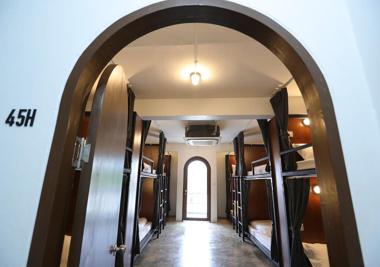 Apartment45 *