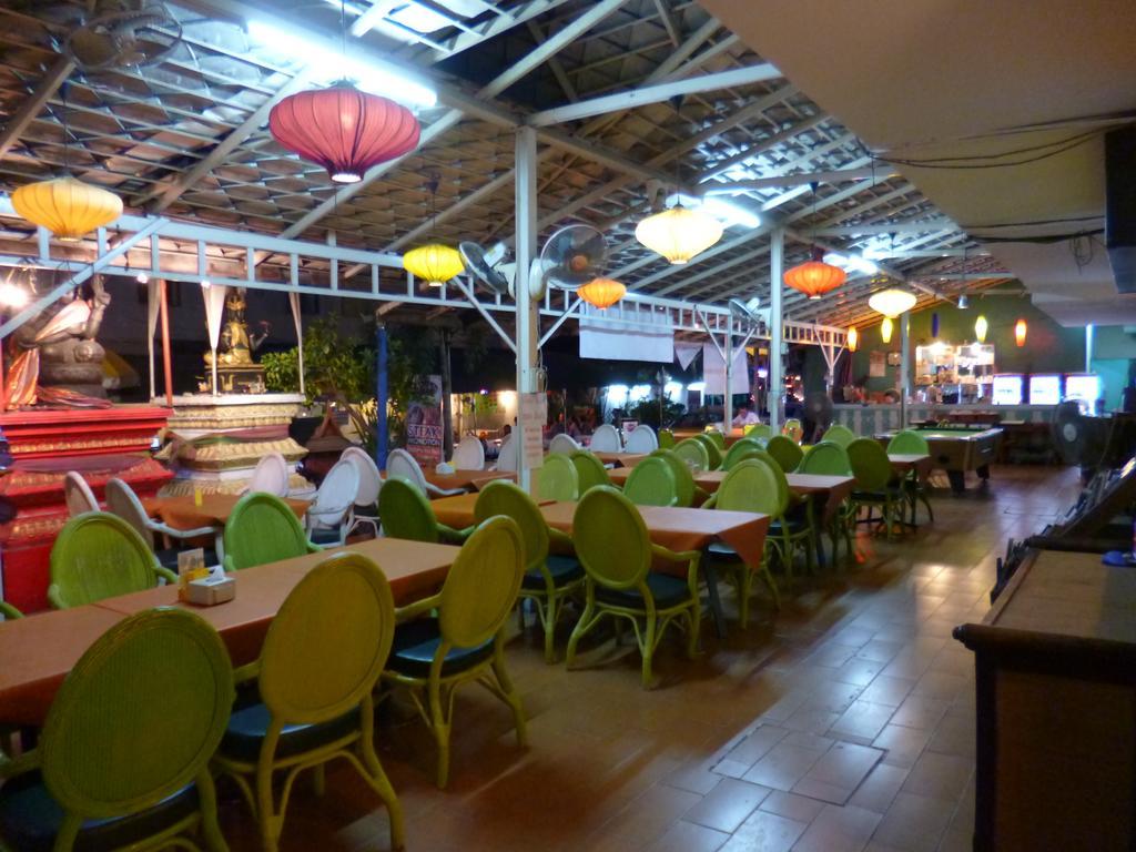 Sawasdee Smile Hostel