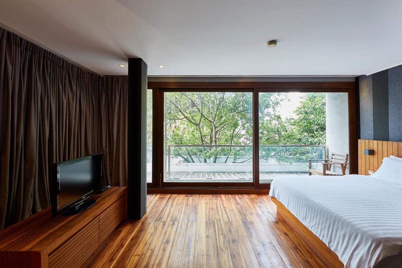 Hotel Luxx Langsuan - Sha 4*