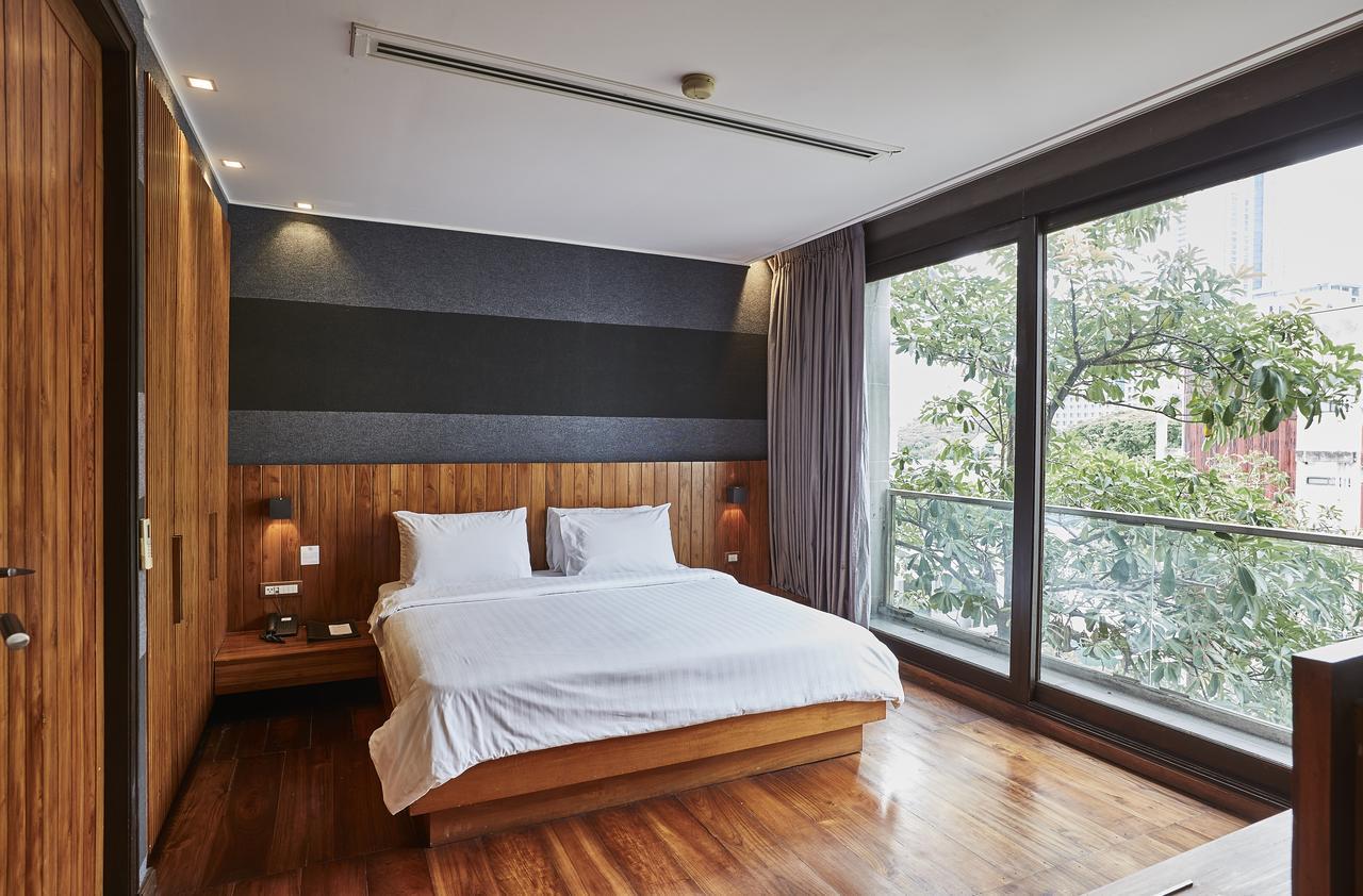 Hotel Luxx Langsuan - Sha 4*