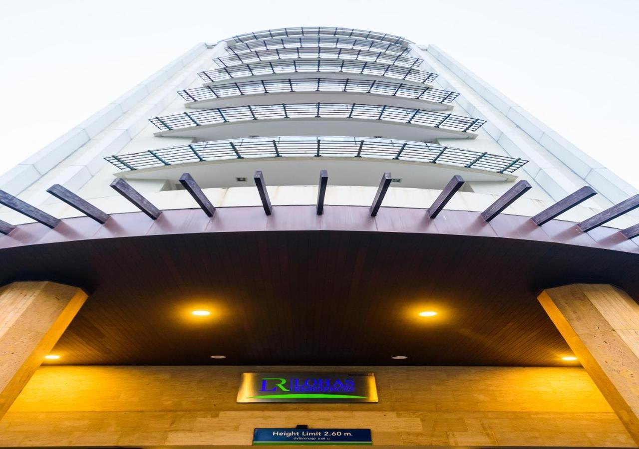 Lohas Residences Sukhumvit 2 4*