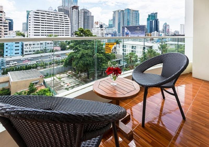 Lohas Residences Sukhumvit 2