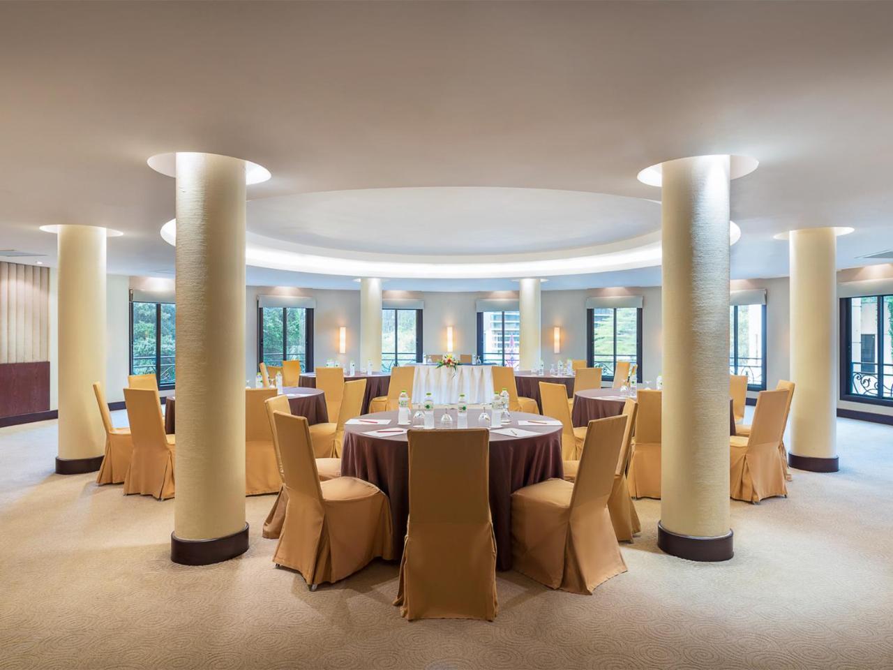 The Davis Hotel 4*