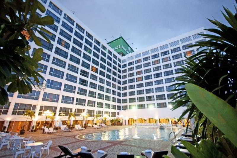 Palace Hotel 5*