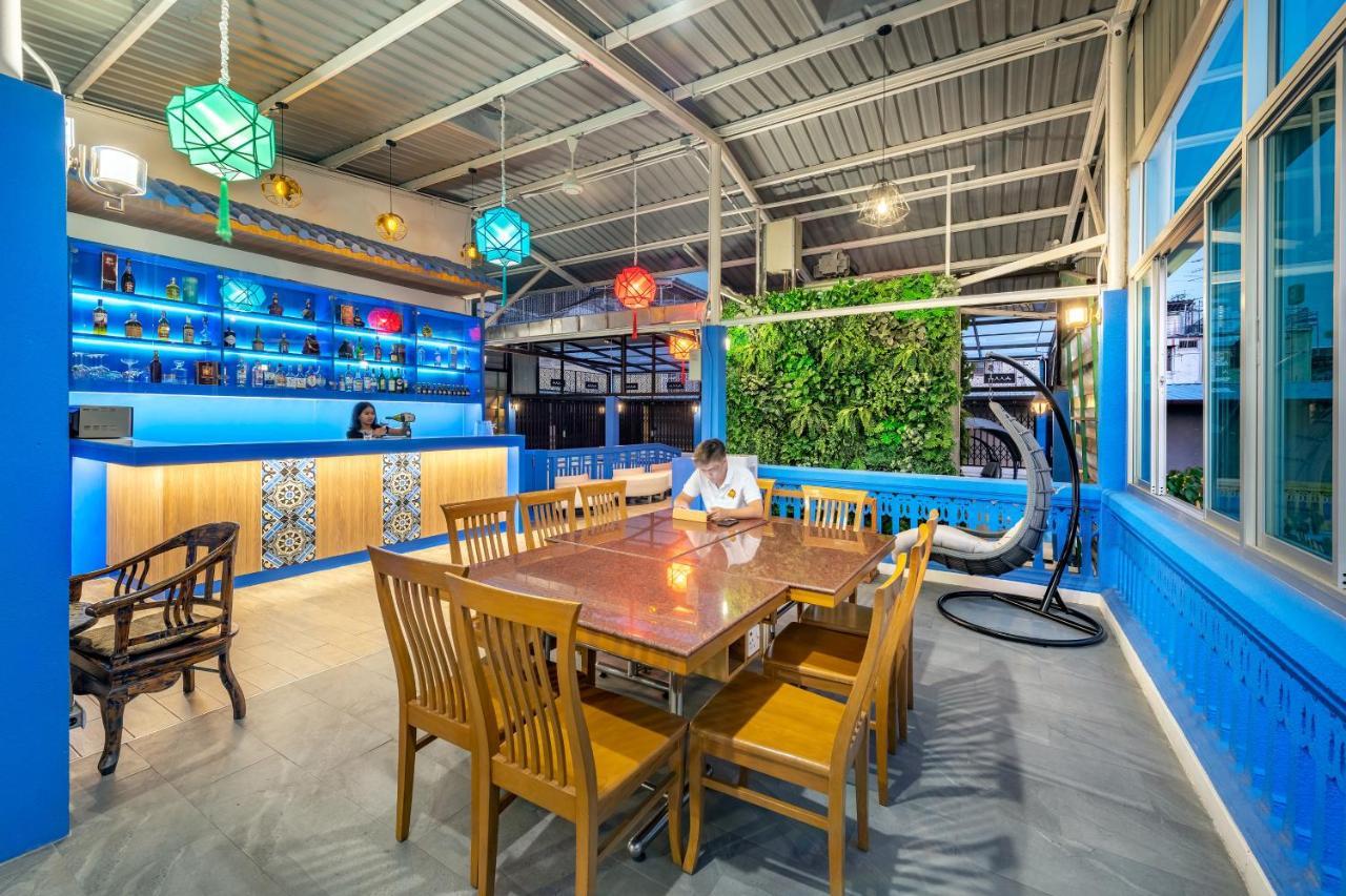 Ama Hostel Bangkok