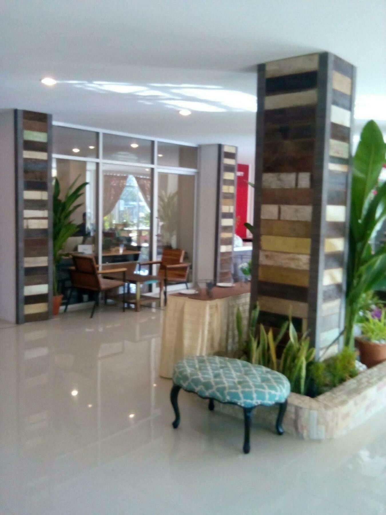 Hotel Buritara On Nut 2*