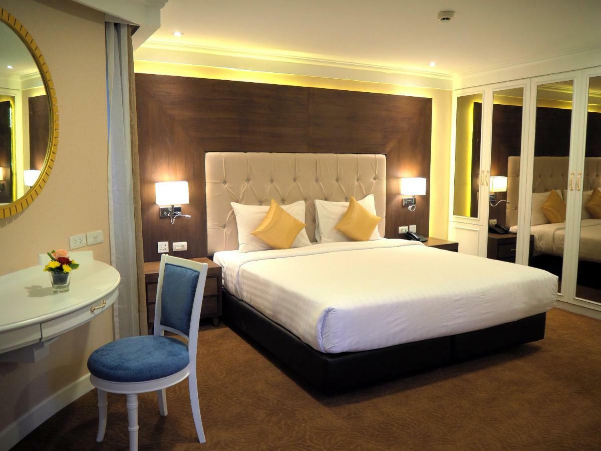 Royal President 4*
