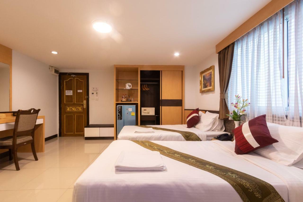 Gusto Pratunam Hotel 4*