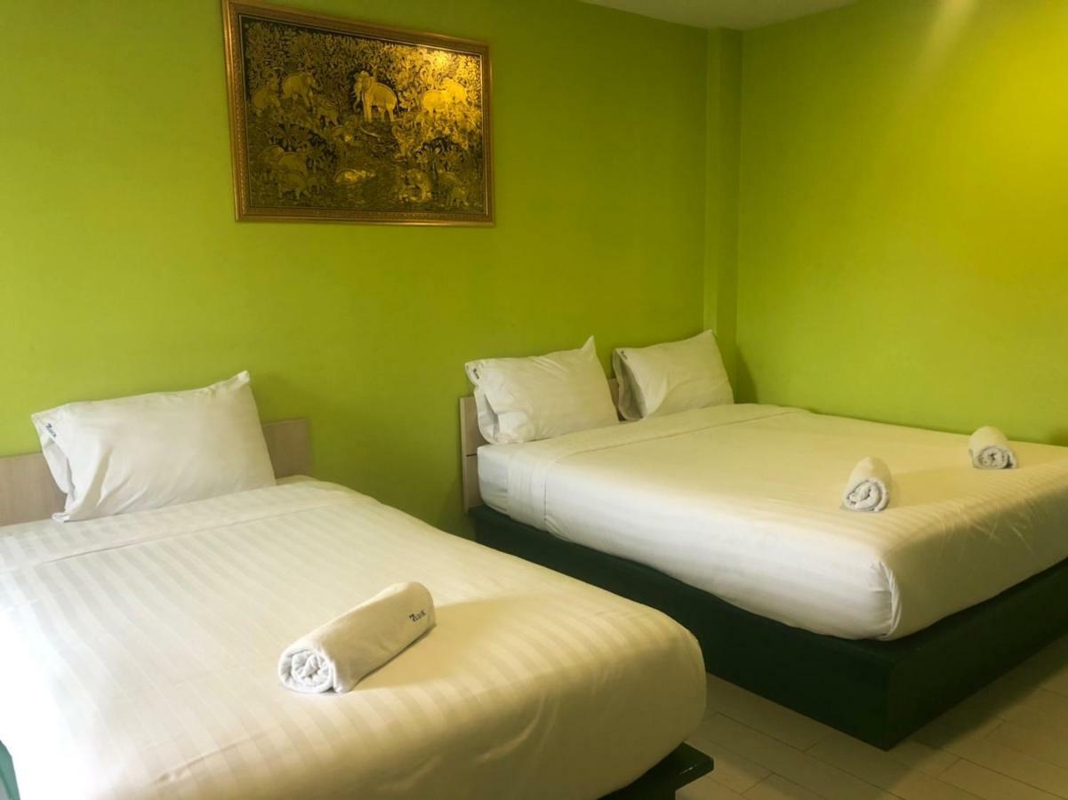 The Seven Luck Hotel 2*