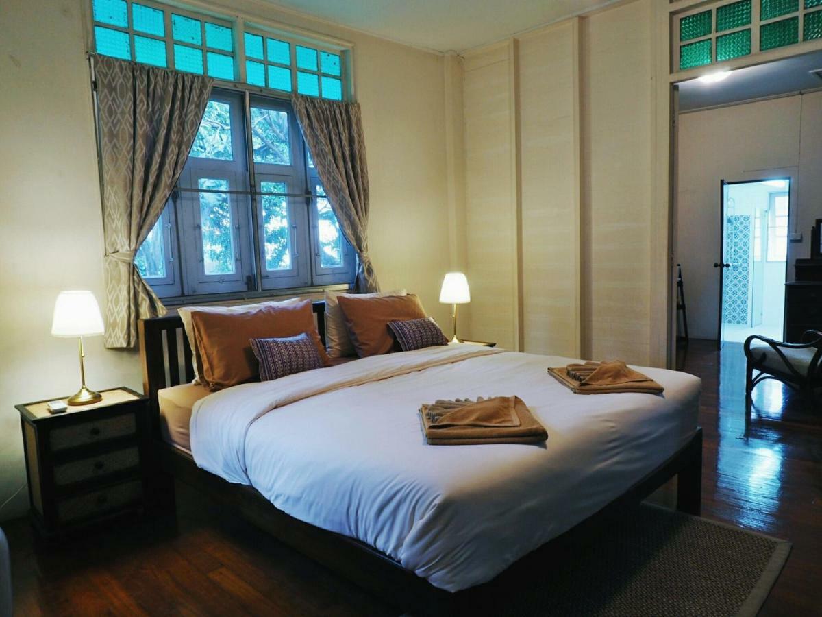 4brs Thai Heritage House In Samsen Vakantiehuis Bangkok