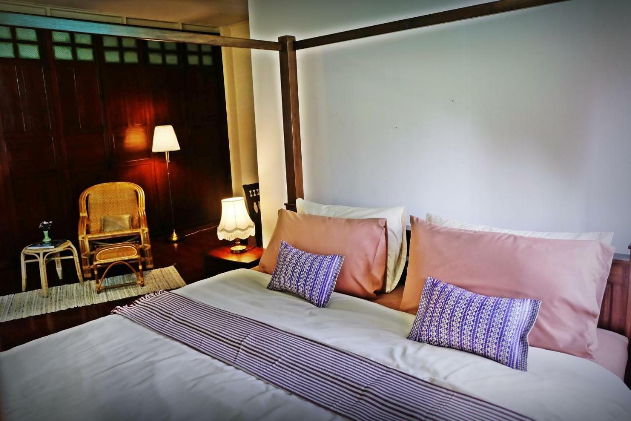 Vakantiehuis 4brs Thai Heritage House In Samsen