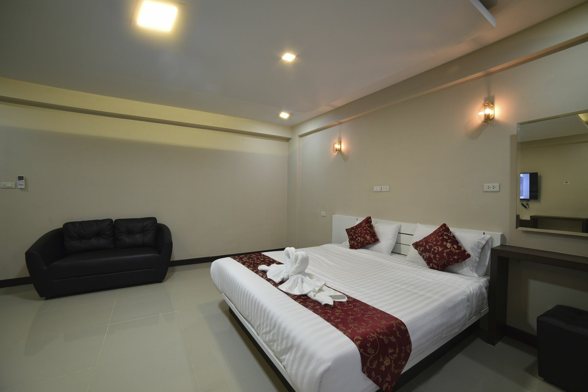 Gold Airport Hotel