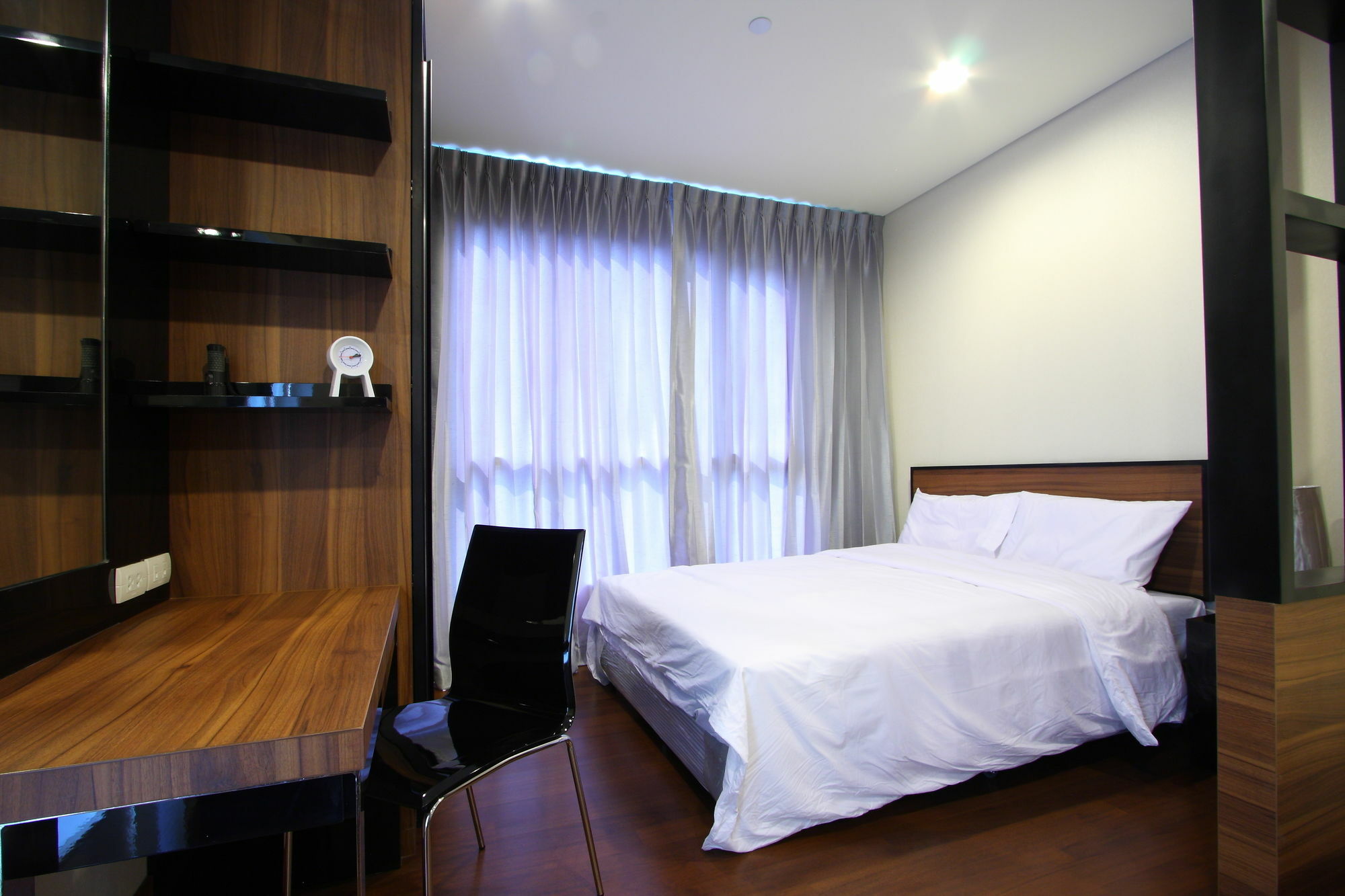 Ivy Thonglor 55