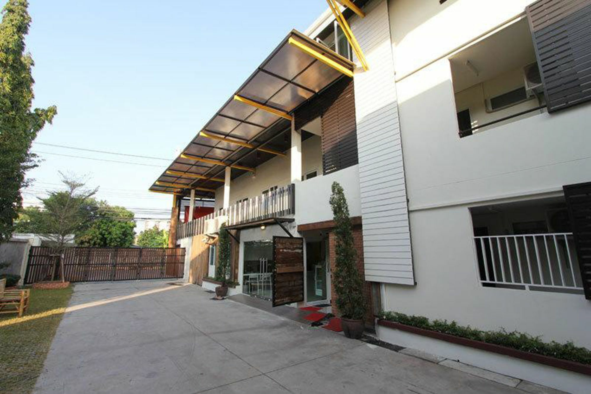 Hotel Leesort @ Onnuch Bangkok