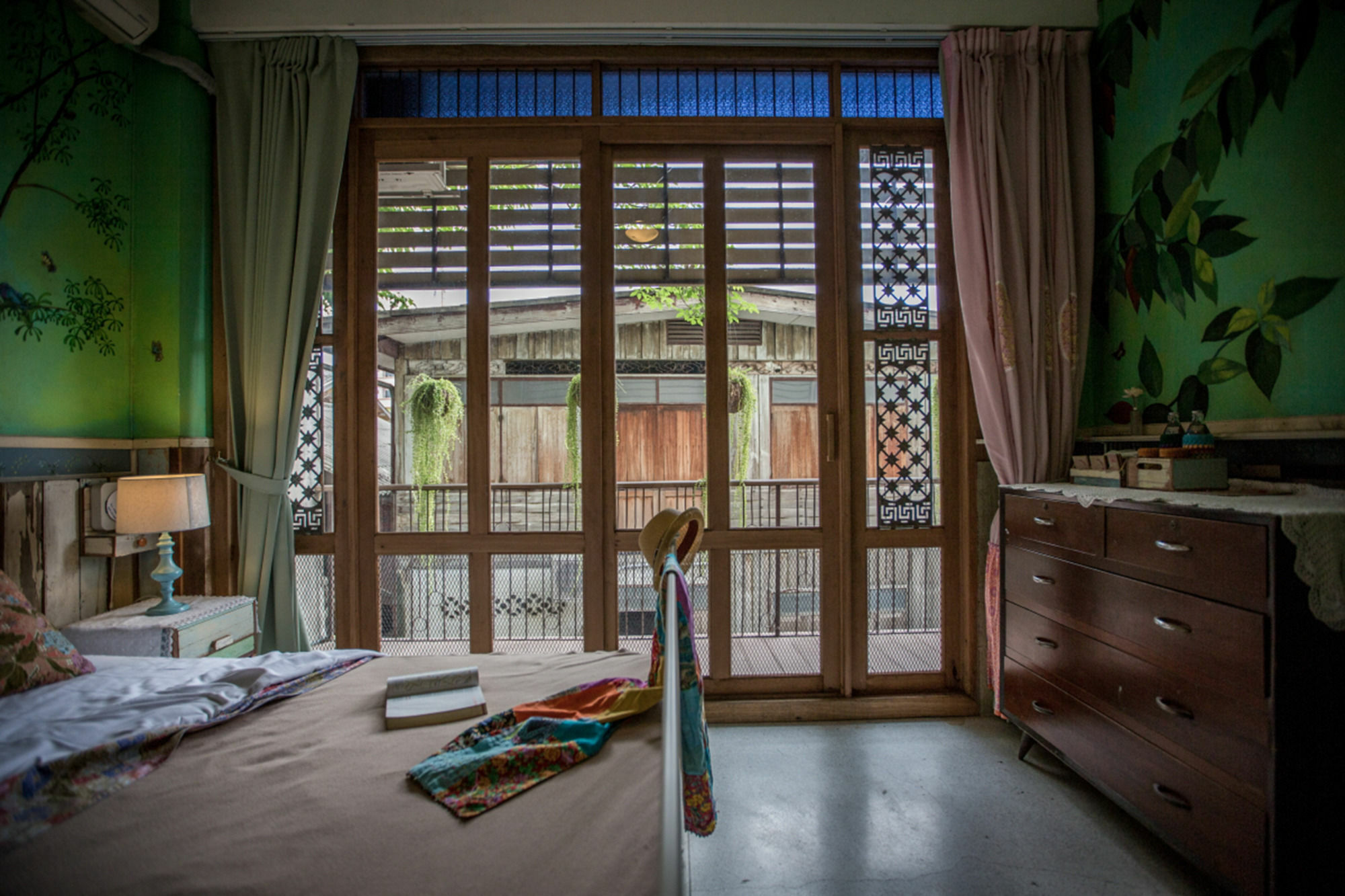 Phranakorn-nornlen Guest house