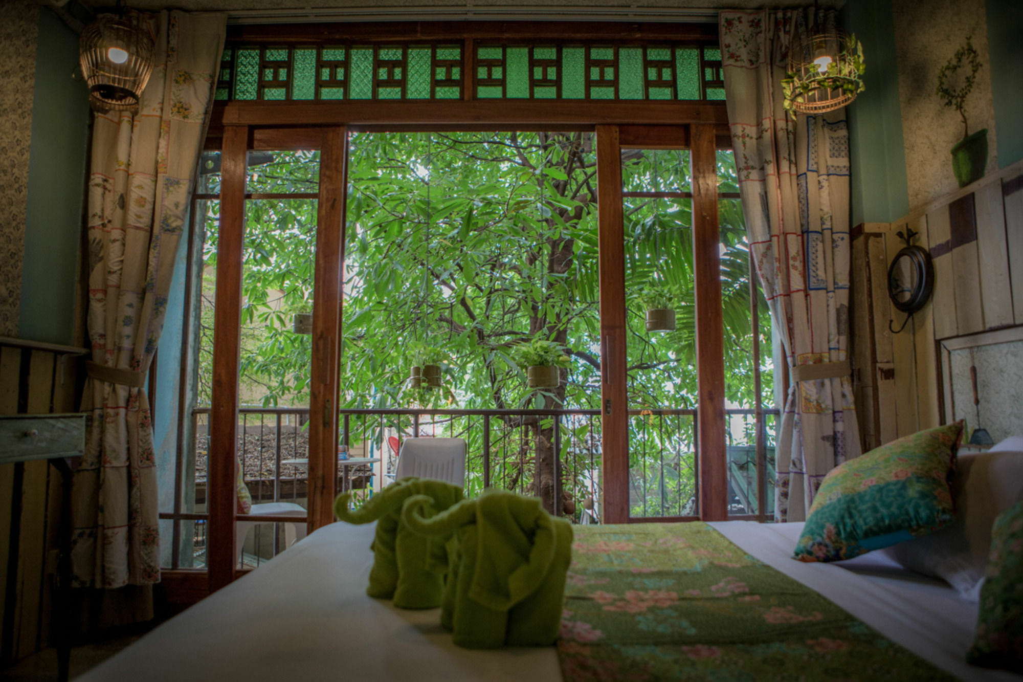 Phranakorn-nornlen Guest house