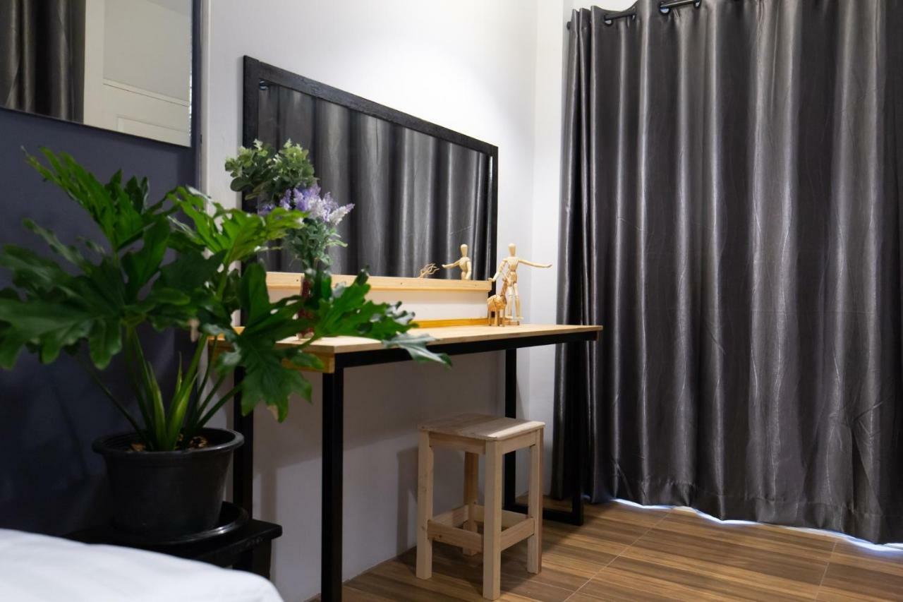 Hotel Mango 10 House 2*