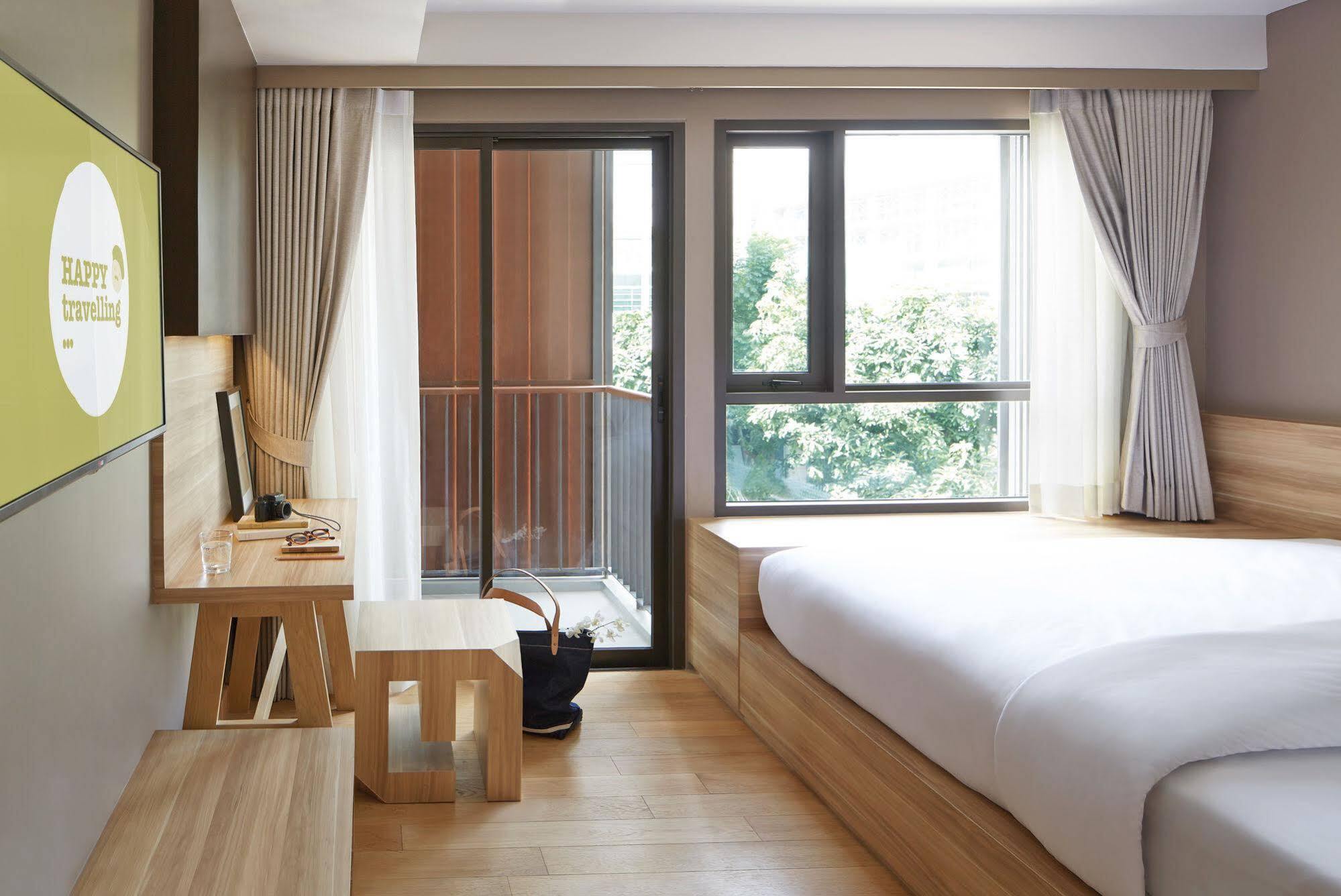 Happy 3 Hotel