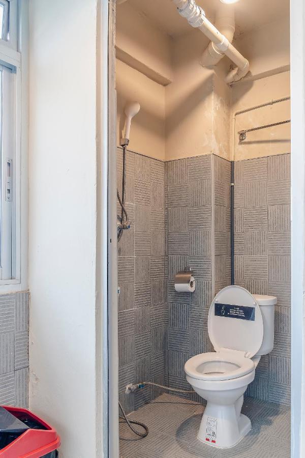 Capsule hotel Hoot & Ratchada 3*