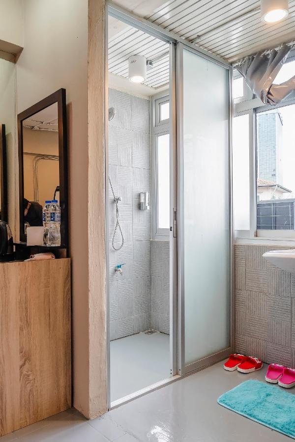 Capsule hotel Hoot & Ratchada