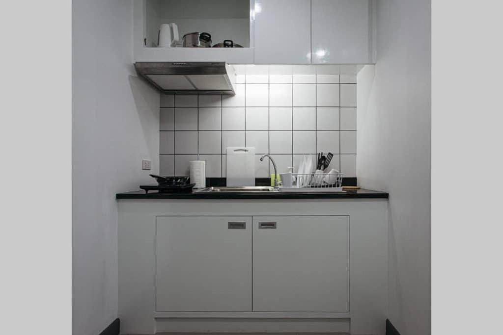 Apartment P2 Silom Large 2beds Full Kitchen Wifi 4-6pax *
