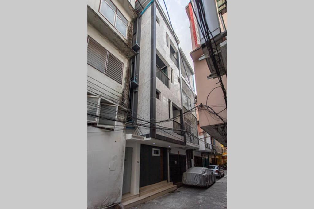 P2 Silom Large 2beds Full Kitchen Wifi 4-6pax Apartment *