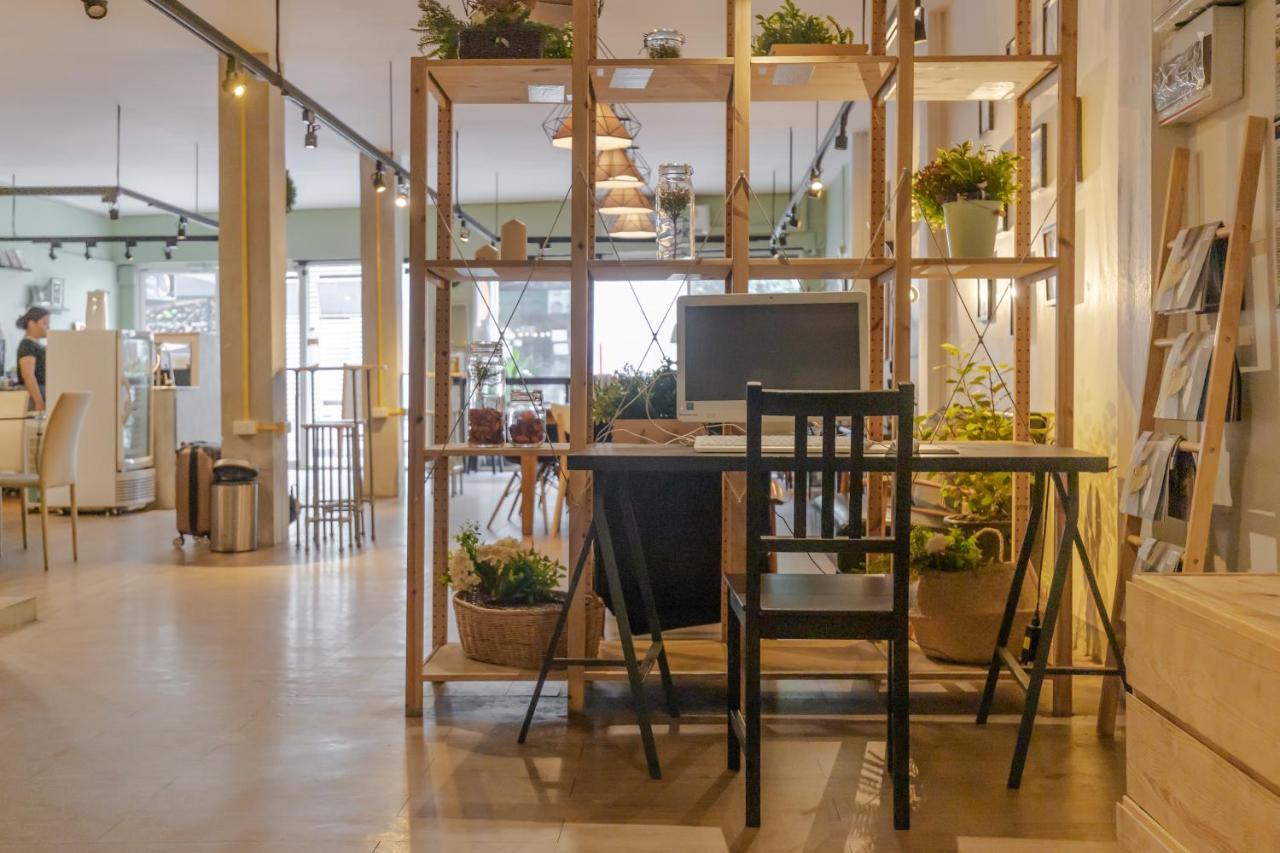 Folk Poshtel Silom Acomodação com café da manhã  2*