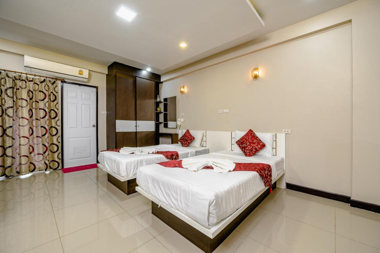 Hotel Gold Airport 3*
