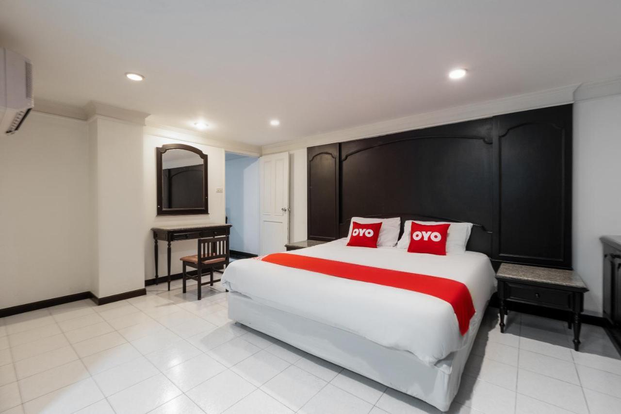 Oyo 1042 Boon's Hotel