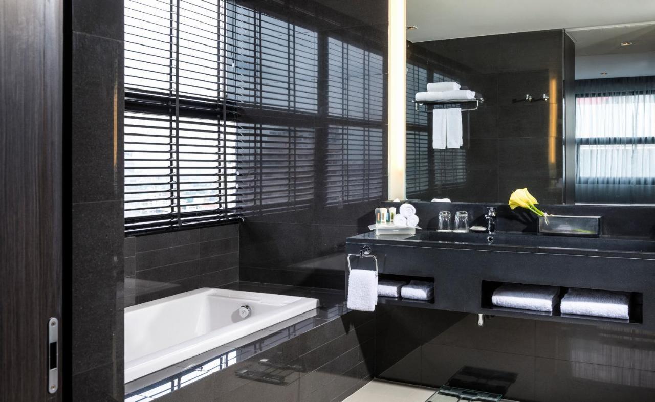 Hotel Sukhumvit By Ihg 4*