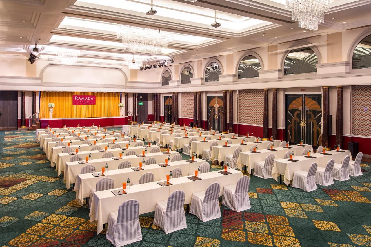 Ramada By Wyndham Chaophya Park Hotel