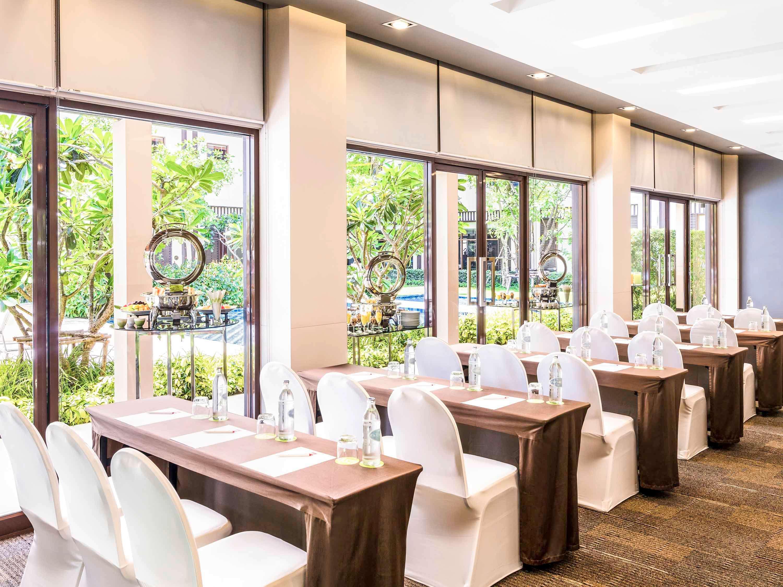 Ibis Riverside 3*