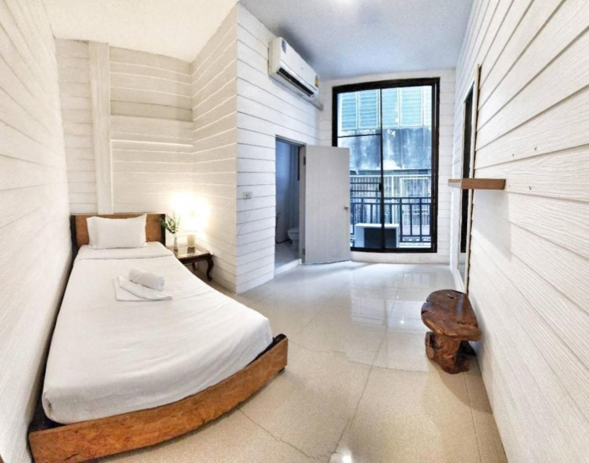 Back Backpackers Albergue