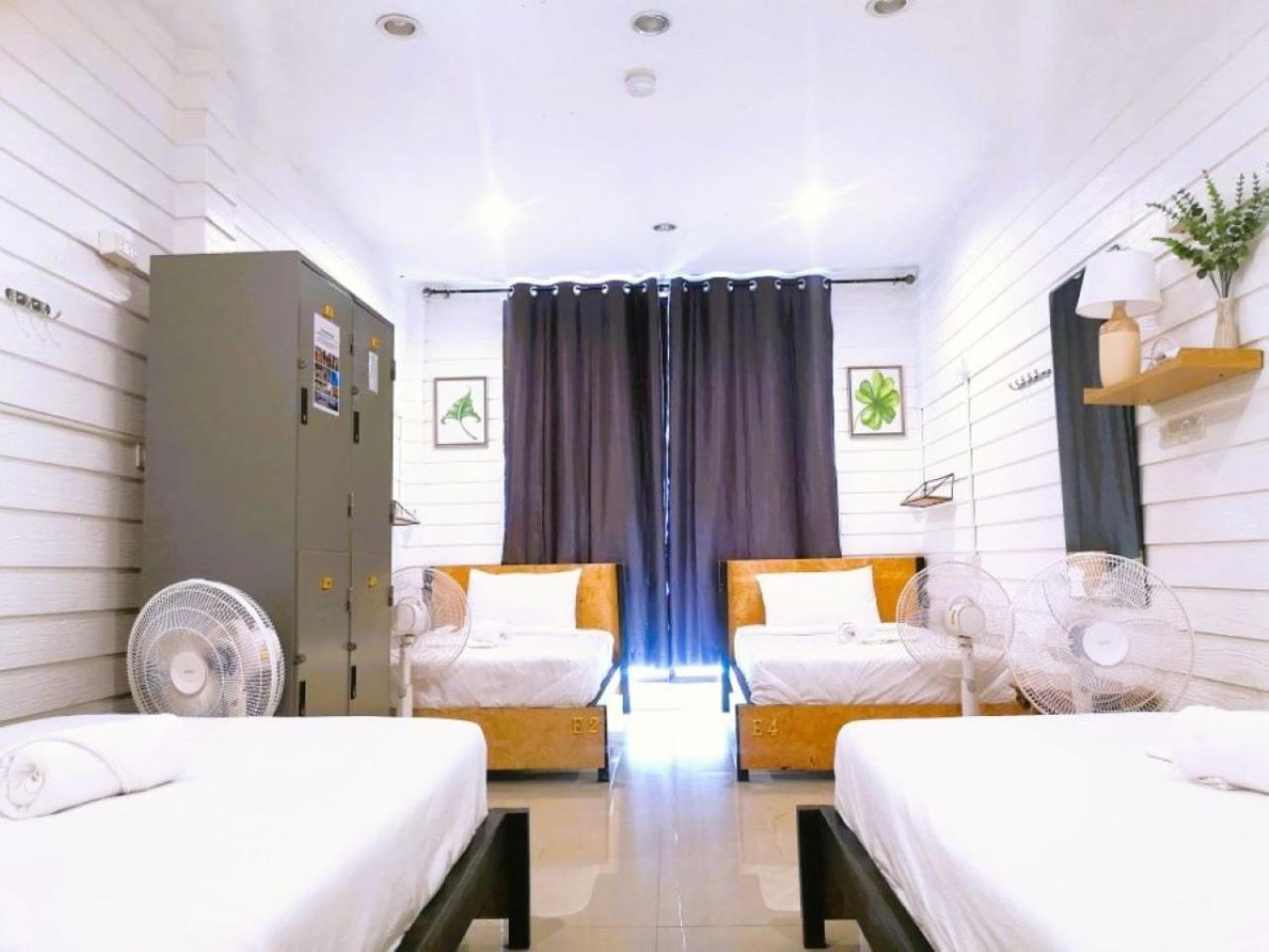 Back Backpackers * Banguecoque