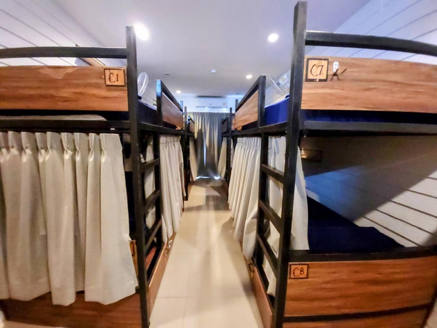 Back Backpackers Albergue Banguecoque