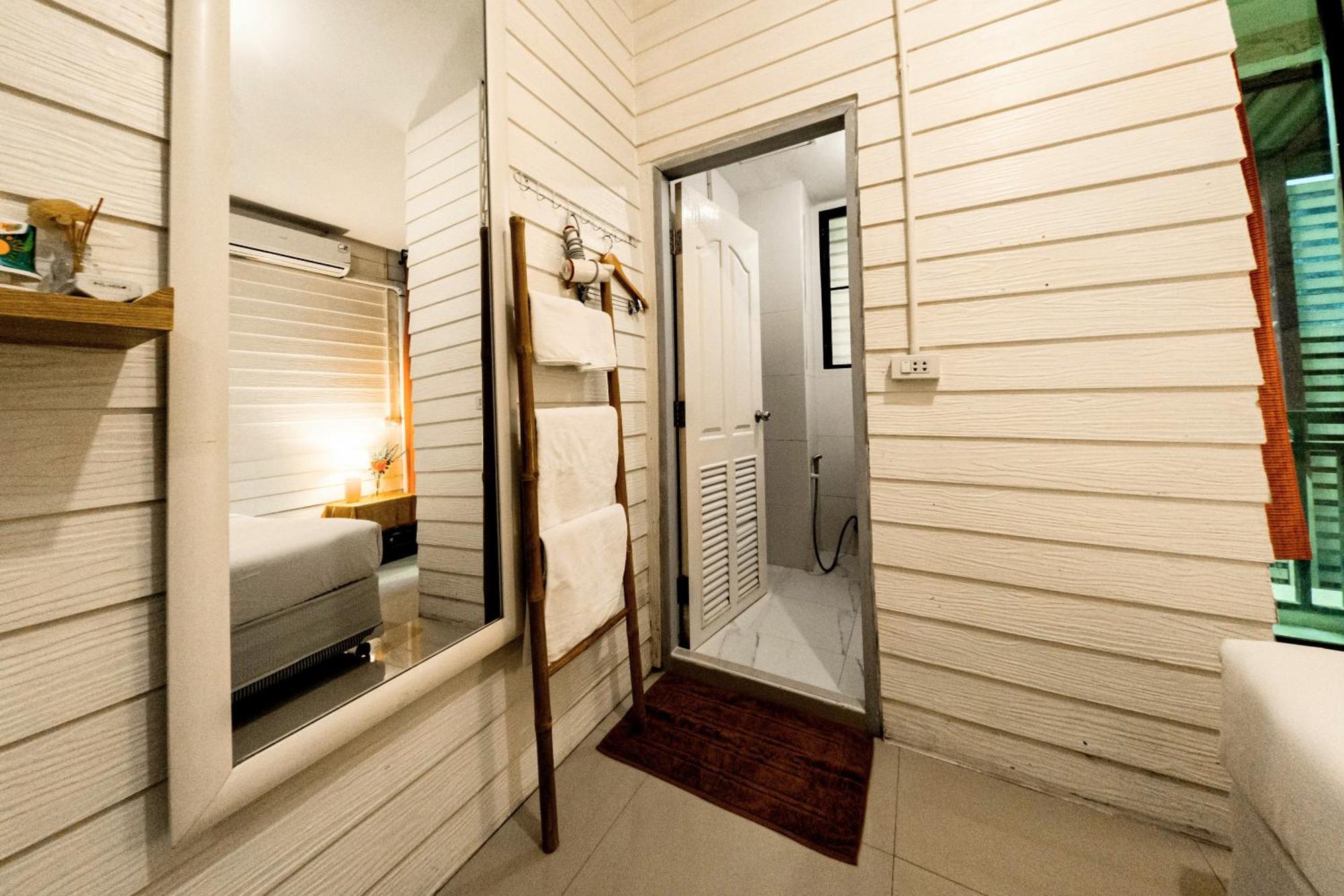 Albergue Back Backpackers Banguecoque
