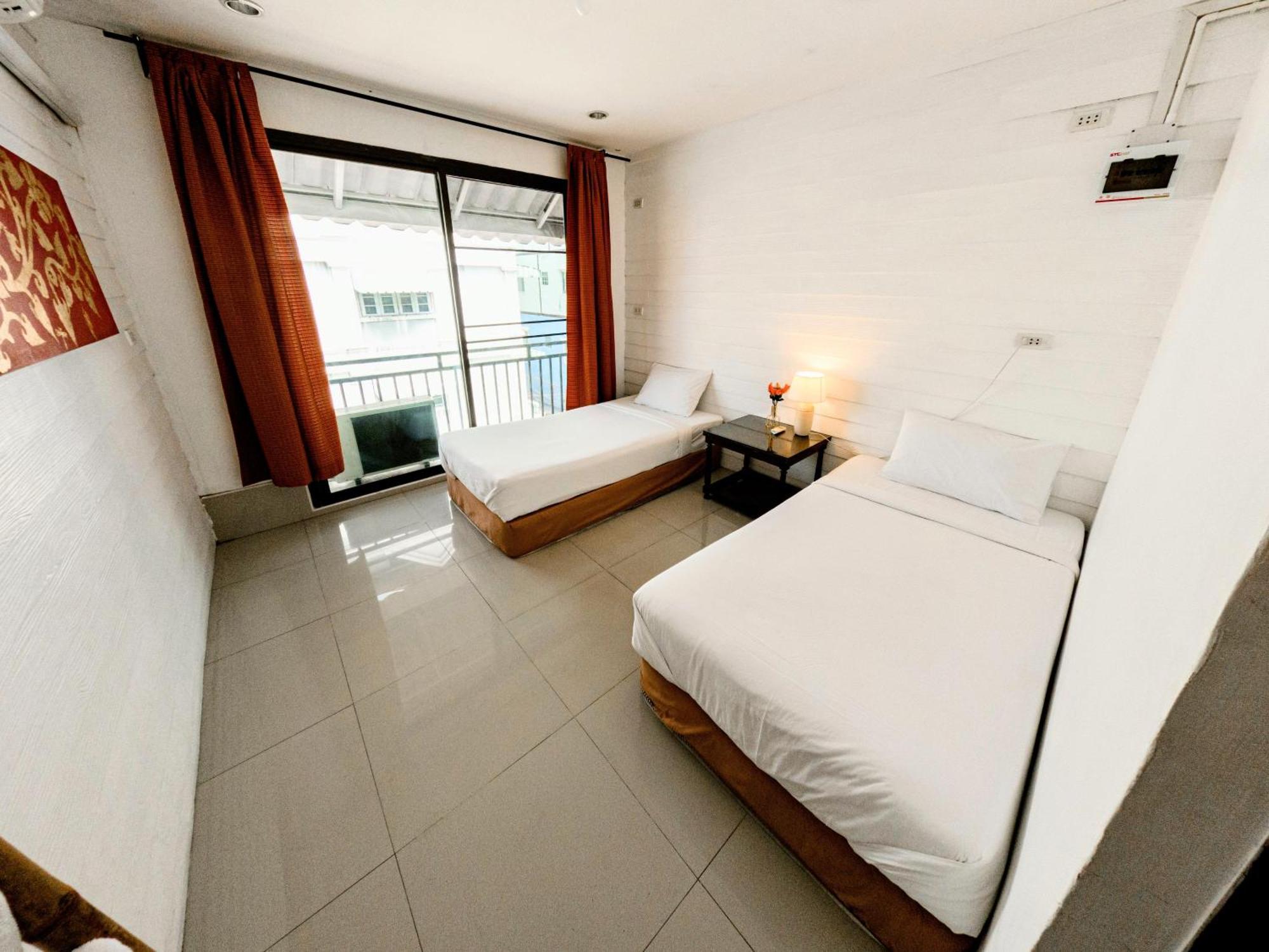 Albergue Back Backpackers *